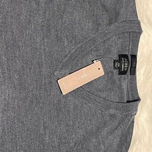 Brand new men’s v neck merino sweater
